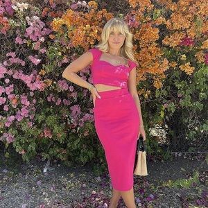 The Drop Hot Pink Midi Skirt